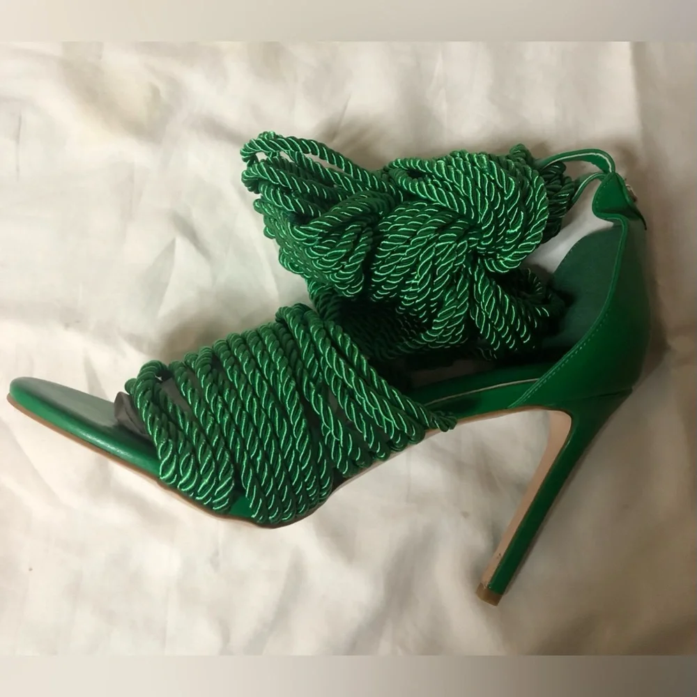 AZALEA WANG CHARLENE GREEN HIGH HEELS SIZE:8.5 - Picture 5 of 12